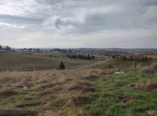 2070 Sargent Dr, Clarkston, WA 99403