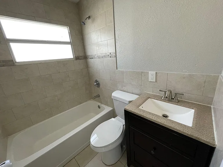 3601 75th St N — Photo 10