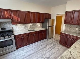 7126 69th St FLOOR 2, Ridgewood, NY 11385