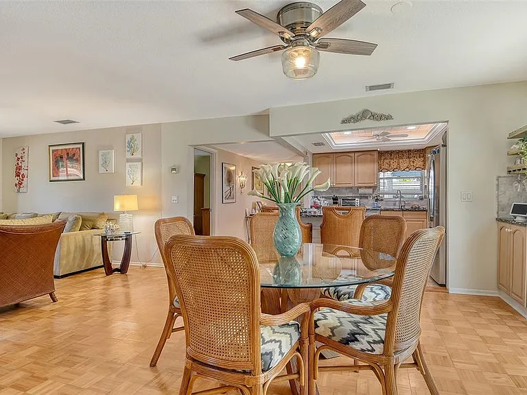 2308 Waterbluff Pl #V-304 — Photo 18