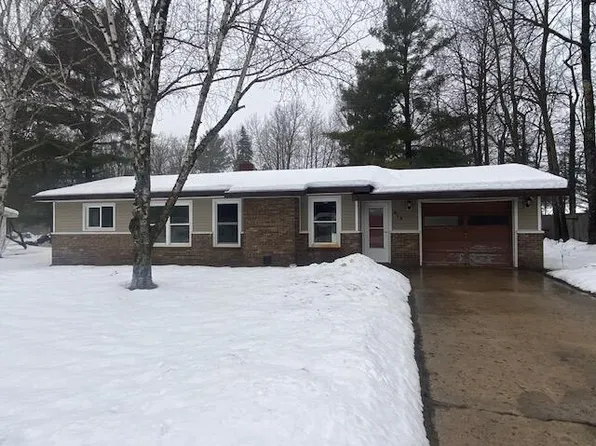 608 Poplar Dr, Gaylord, MI 49735