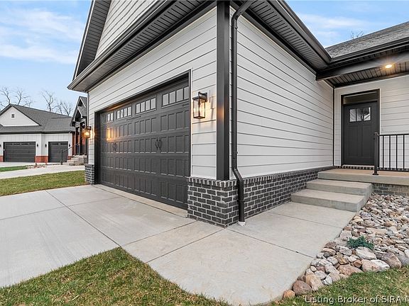 3rd image of 4657 Red Tail Ridge #240