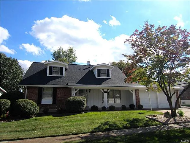 2822 Flameglow Dr photo 1