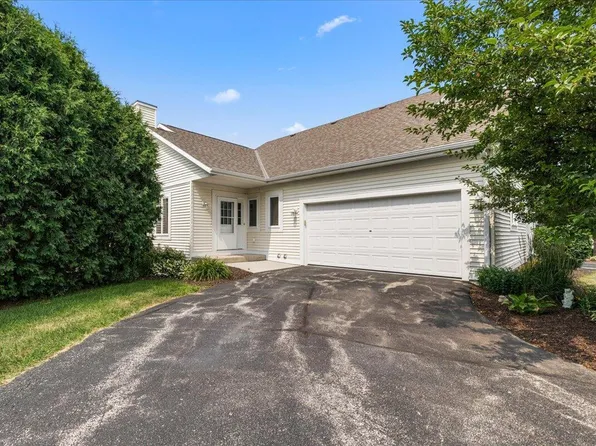 836 Bridlewood DRIVE, Hartford, WI 53027
