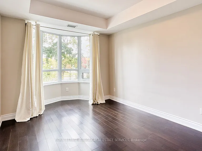 3500 Lakeshore Rd W #219 — Photo 18