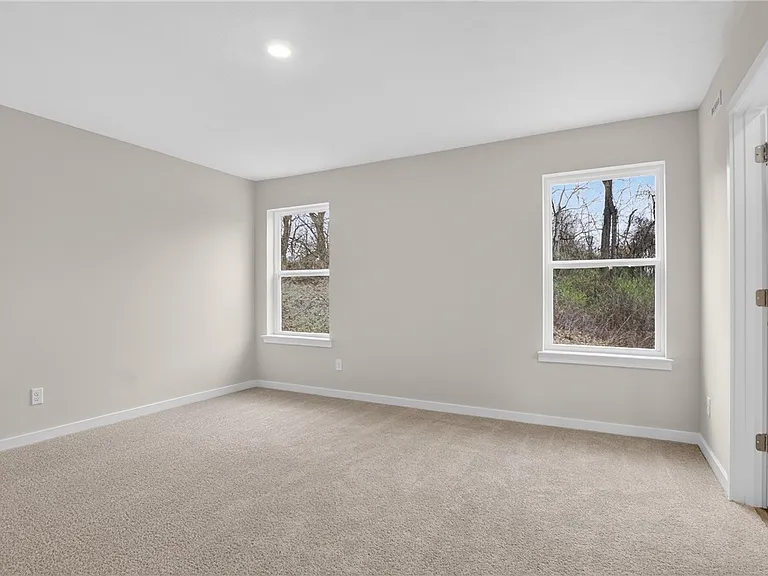 704 Olivia St — Photo 19