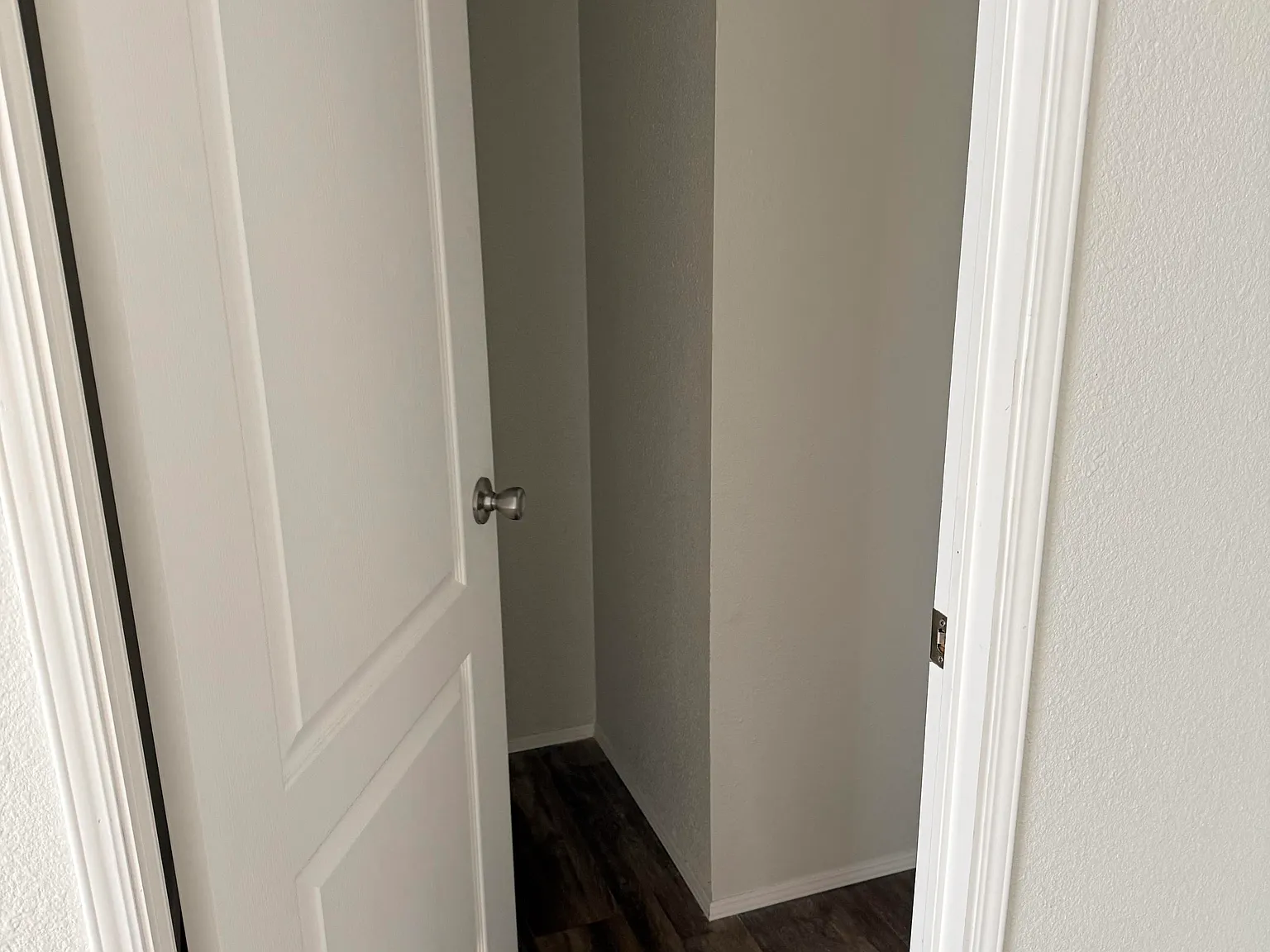 2 bed, 810 sqft, $1,800 — Photo 3
