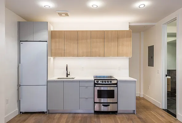 Rented by Nooklyn NYC LLC | media 59