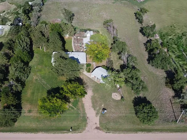 3460 N Farmland Rd, Garden City, KS 67846