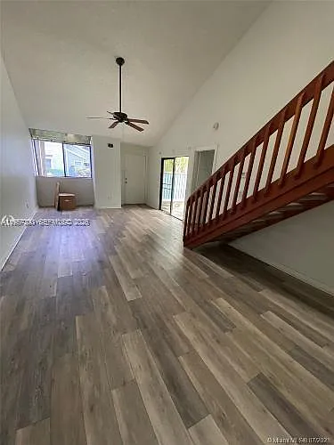 1808 Runners Way — Photo 6