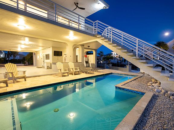 2nd image of 125 Porto Vista Ct