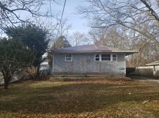 19 Baybright Dr, Shirley, NY 11967