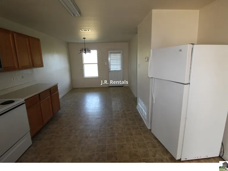 413 Brittney Way #C — Photo 16