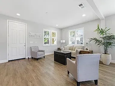 Greystone Pl — Photo 20