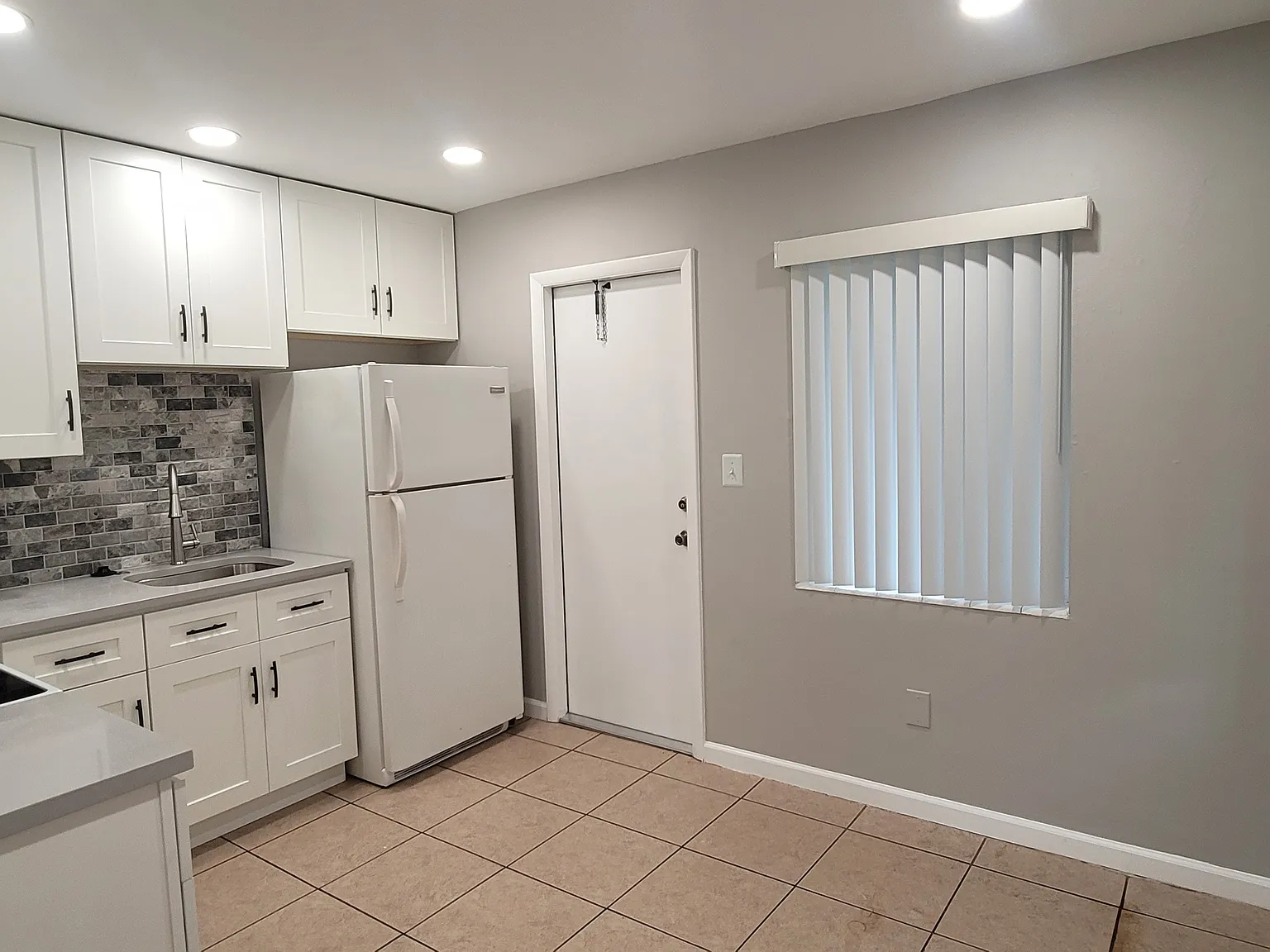 2533 Garfield St — Photo 4