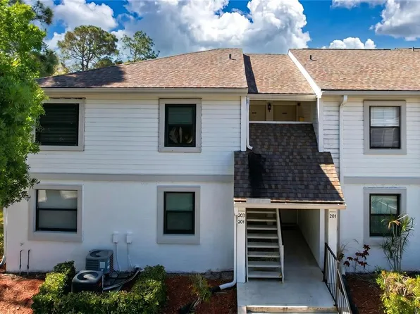 202 Meadow Ln #50, Oldsmar, FL 34677