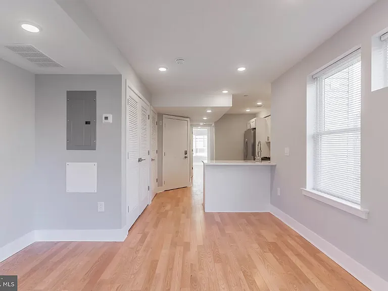 2521 Cecil B Moore — Photo 47