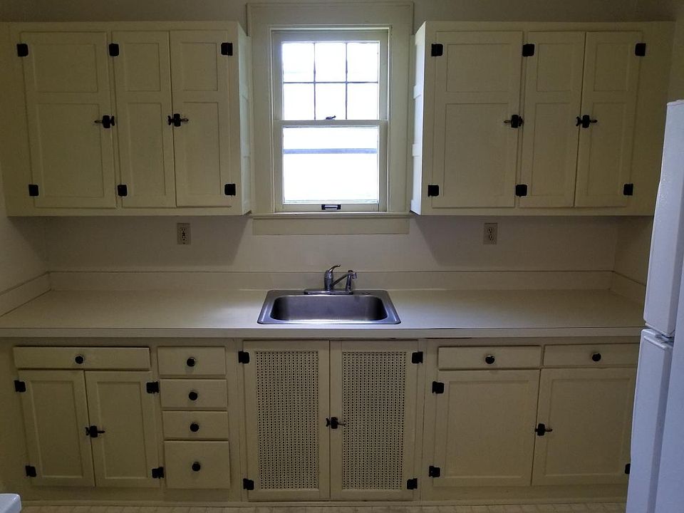 1st image of 138 W California Ave #136