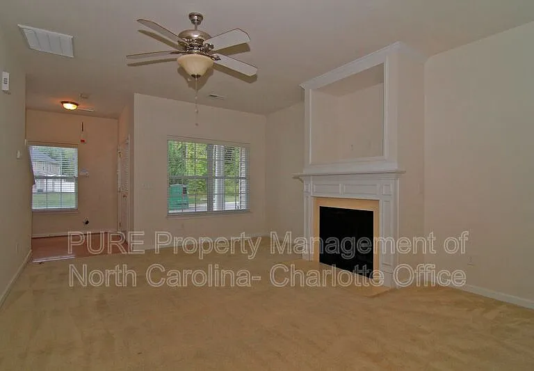 8618 Twined Creek Ln — Photo 4