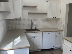 650 E Palm Canyon Dr