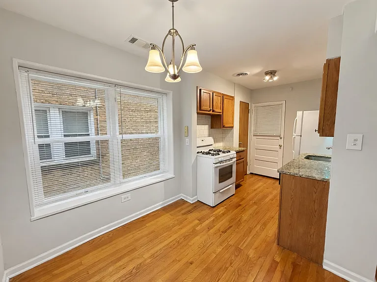 6535 N Mozart St #1GF — Photo 2