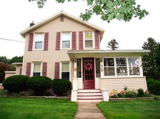 12 High St, Shortsville, NY 14548