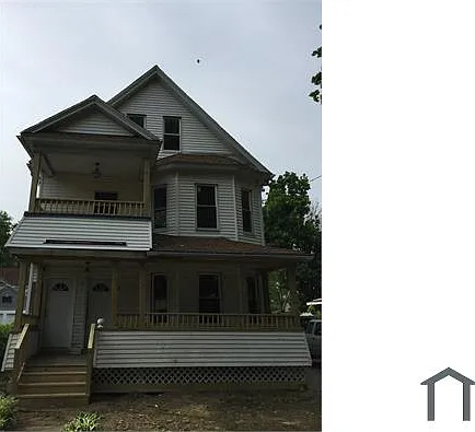 23 Avondale Ave — Photo 2