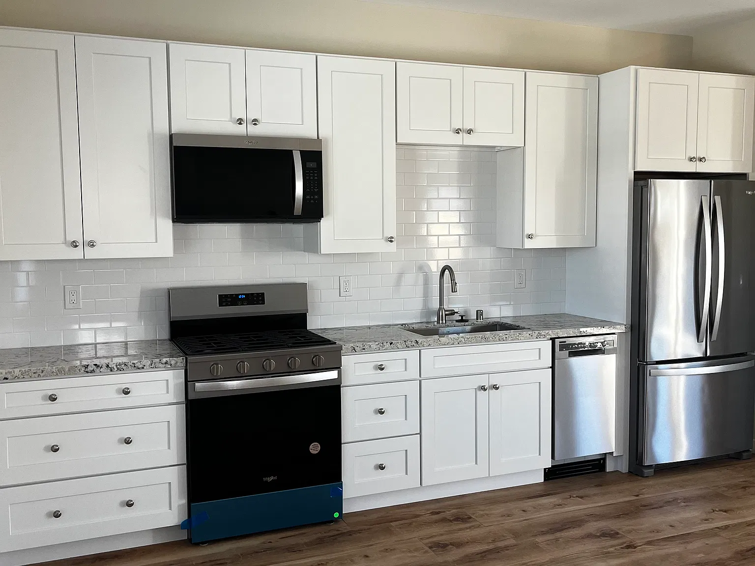 1 bed, 750 sqft, $2,500 — Photo 2