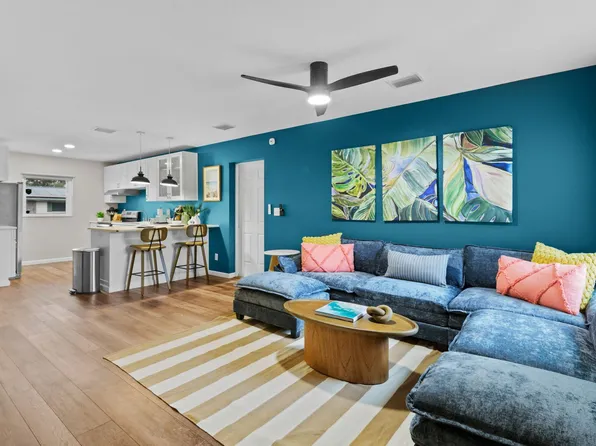 109 Lake Judy Lee Dr #Id1245214p, Largo, FL 33771