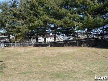 4th image of 1533 Zimpher Ln