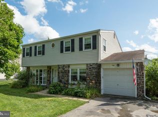 100 Red Rambler Dr, Lafayette Hill, PA