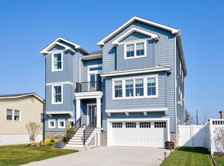 37 11th St N, Brigantine, NJ 08203