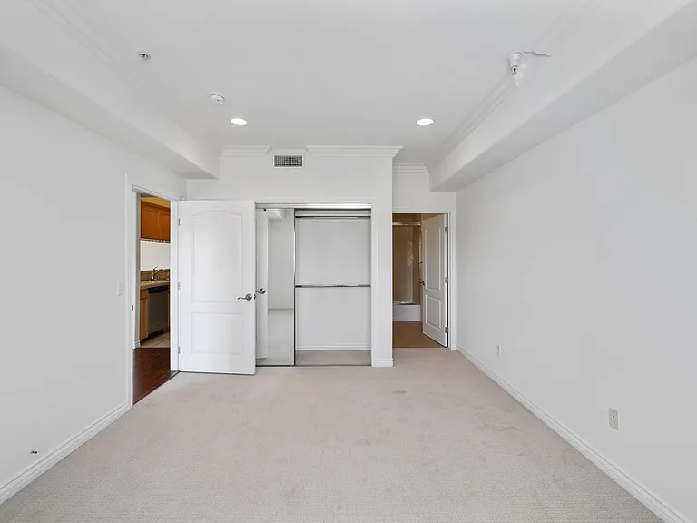 3328 Oakhurst Ave — Photo 7