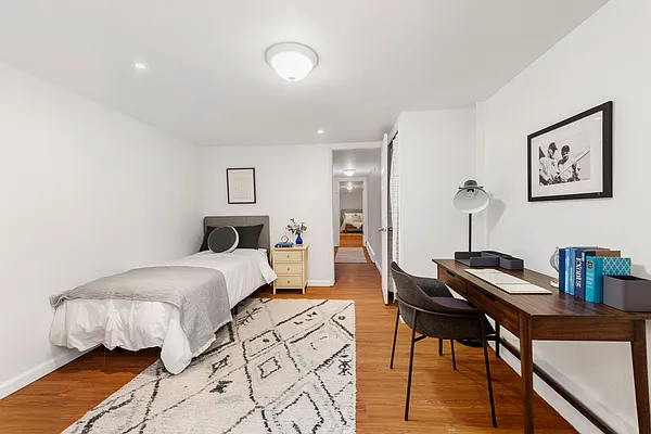Rented by Keller Williams NYC | media 15