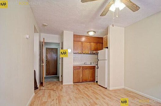2nd image of 360 Market St APT B2