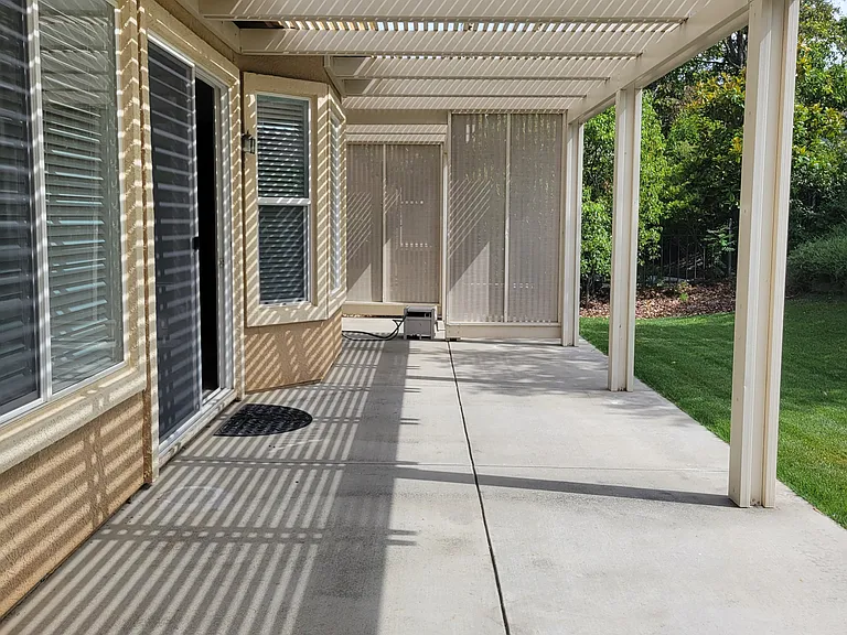 519 Western Hills Dr — Photo 24
