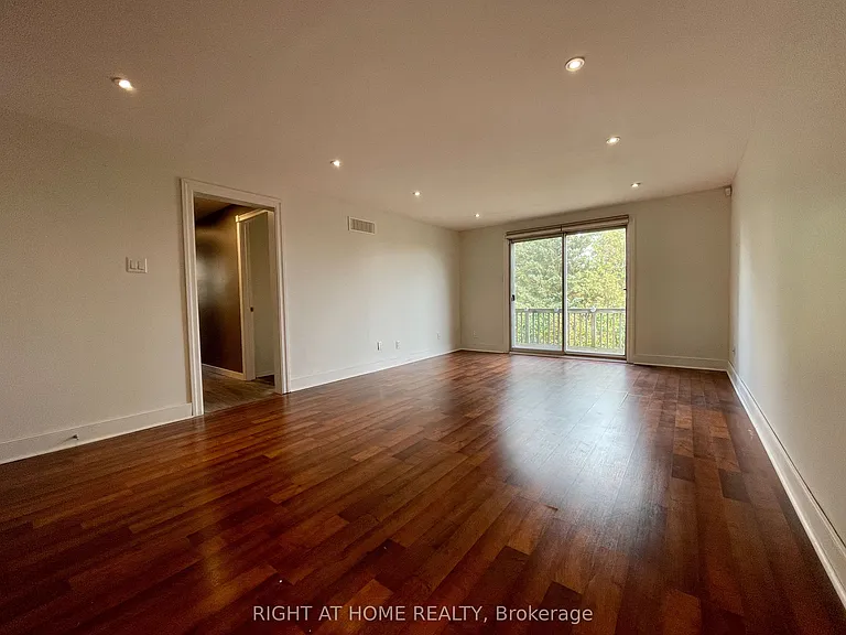 183 Autumn Hill Cres #UPPER — Photo 15