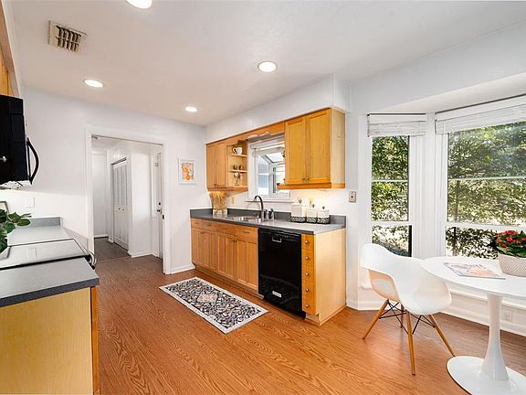 5th image of 7220 SW 75th St