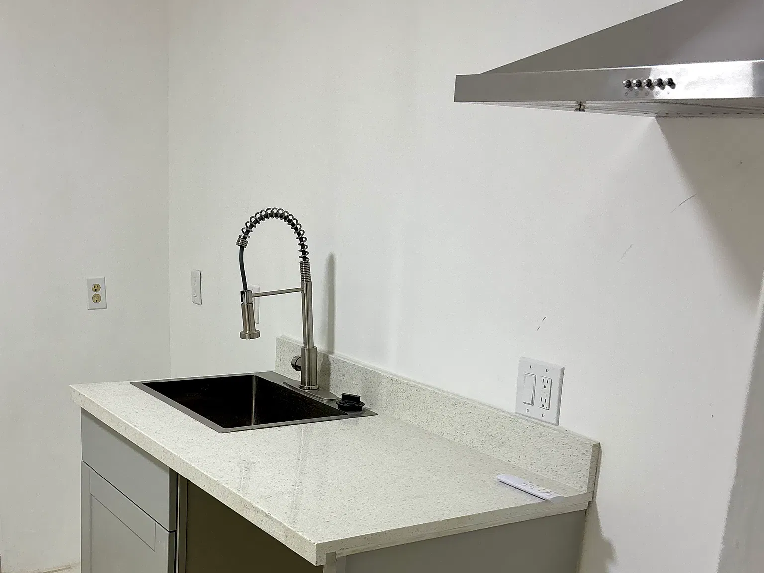 Aspen Dr — Photo 2