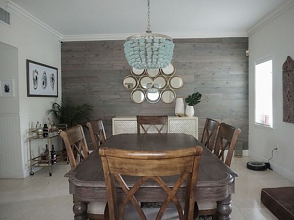 4th image of 3281 Gifford Ln #3281