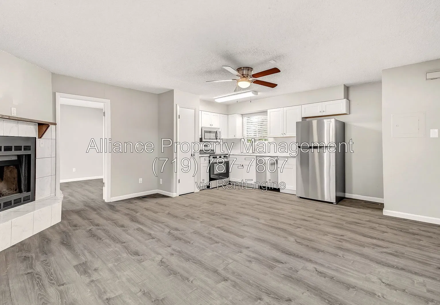 2 bed, 2.0 bath, 800 sqft, $1,295 — Photo 4