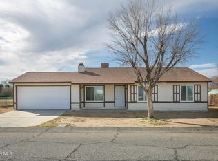 40629 178th St E, Lake Los Angeles, CA 93535