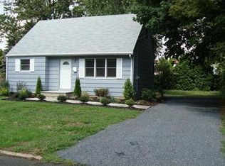 10 Douglas Rd, East Brunswick, NJ 08816