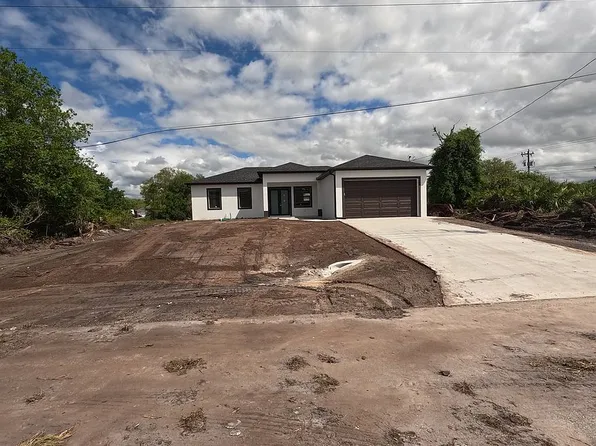 757 Switchboard Ln, Lehigh Acres, FL 33974