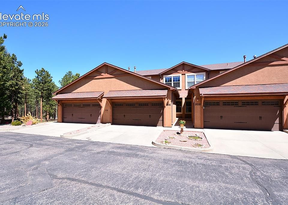 1st image of 806 Misty Pines Cir