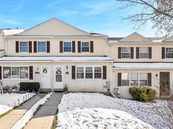 148 Chester Ct #335, Downingtown, PA 19335