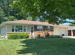 520 SE 2nd St, Ogden, IA 50212