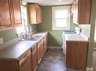 608 Cooper St, Bowie, TX 76230