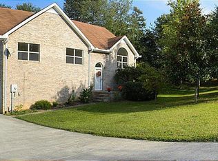 163 Big Springs Cir, Cookeville, TN 38501