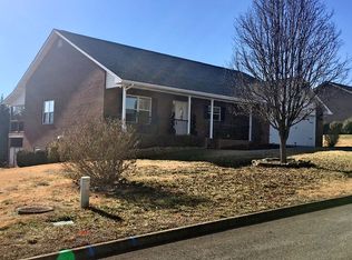 526 Hills Gate Cir, Seymour, TN 37865